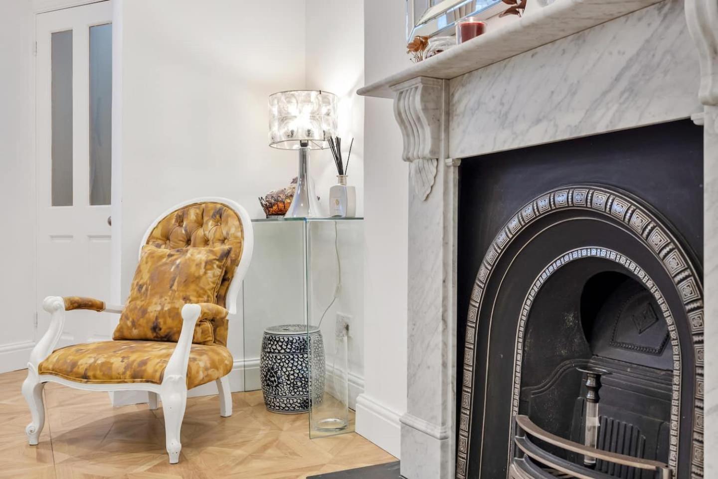 3 Bedroom 2 Bathroom Victorian Flat In Kensington Apartament
