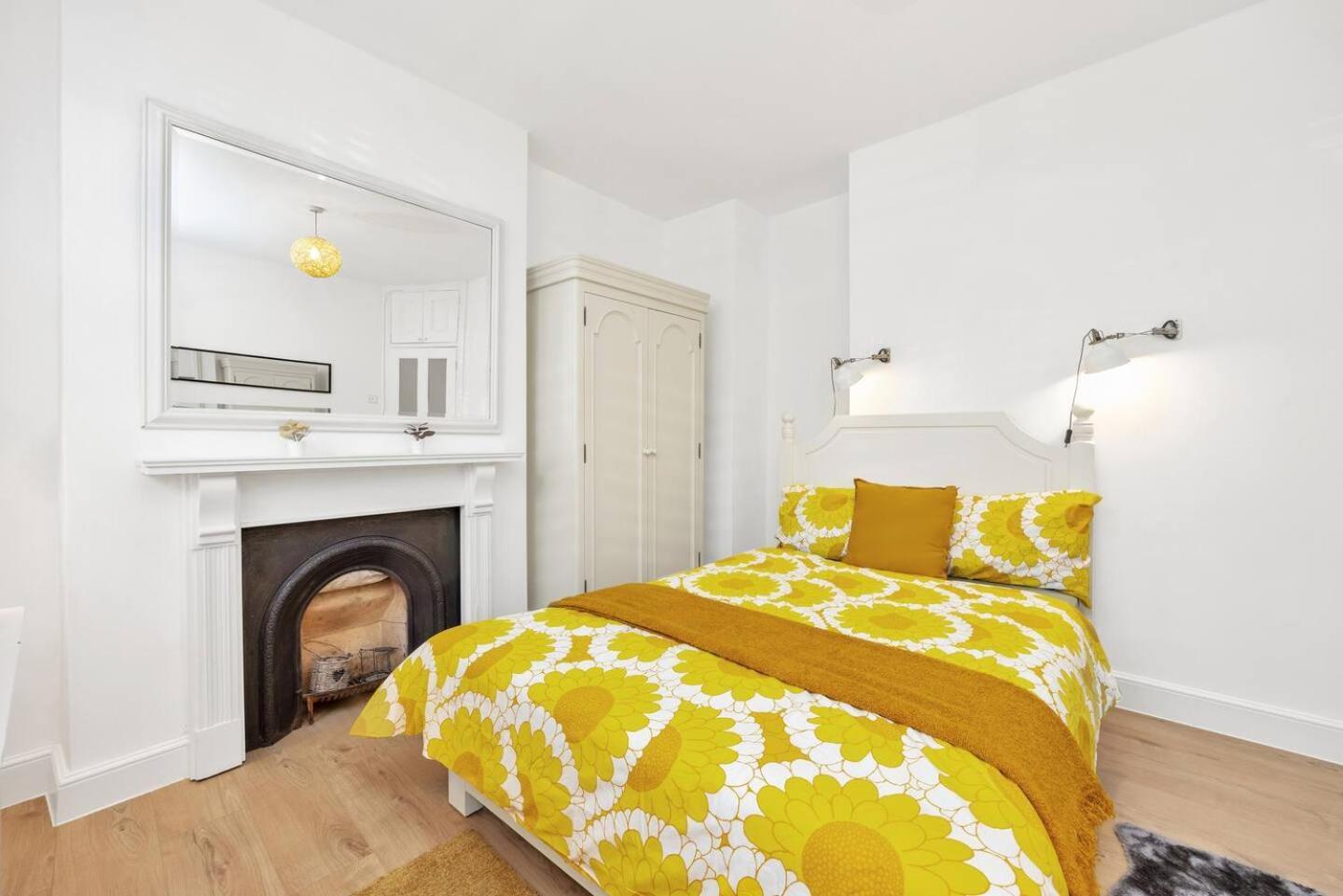 Apartament 3 Bedroom 2 Bathroom Victorian Flat In Kensington *