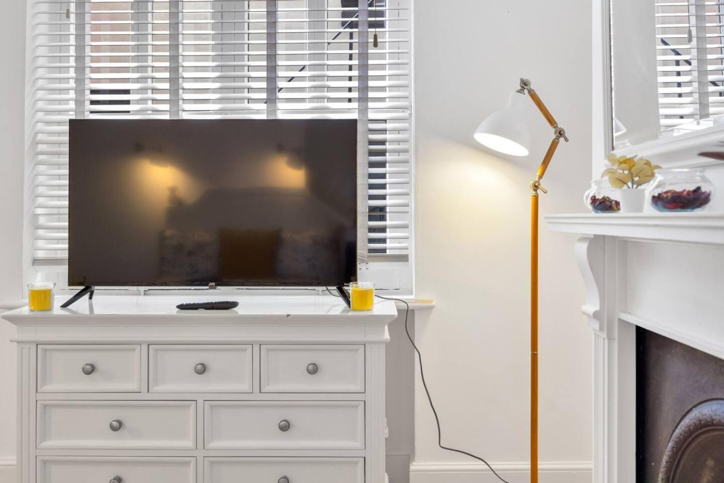 Apartament 3 Bedroom 2 Bathroom Victorian Flat In Kensington